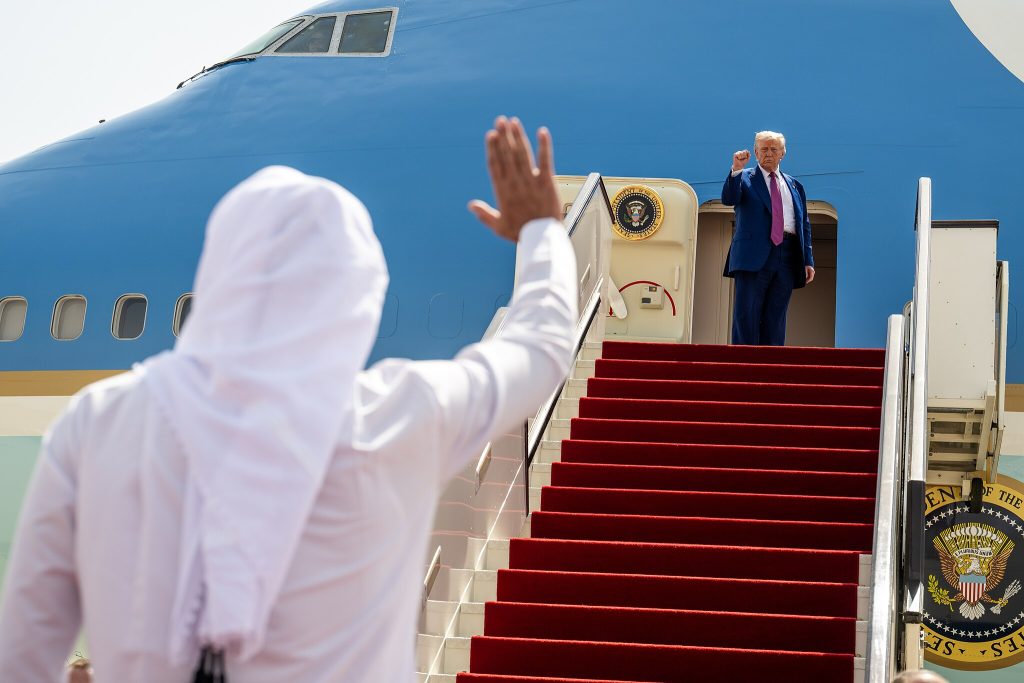 Pentagon bekräftar: Har officiellt accepterat Qatars flyggåva till Trump