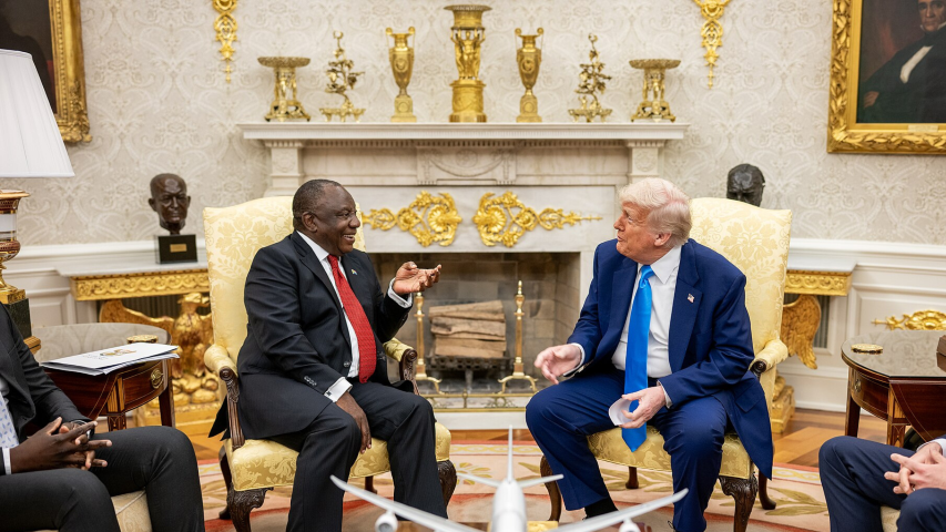 Trump i bildtabbe: Visade lik från Kongo vid möte om Sydafrika
