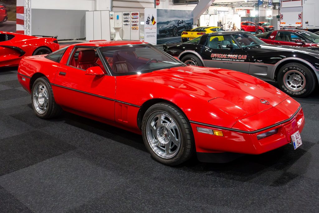 Matti Blume (CC BY-SA <//commons.wikimedia.org/wiki/File:Chevrolet_Corvette,_BAS_24,_Brussels_(P1170389-RR).jpg> or GFDL http://www.gnu.org/cohyleft/fdl.html, via Wikimedia Commons