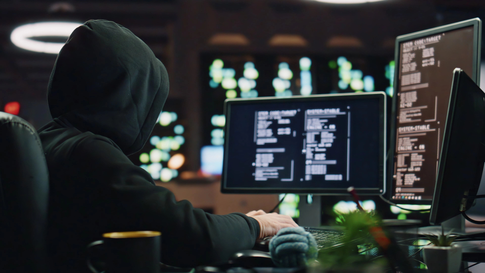 Iranstödda hackare hotar Trump-lägret med avslöjande e-postmeddelanden